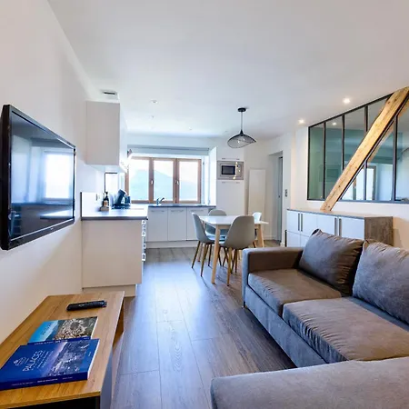 Beauregard - Vue & Montagne, Palace