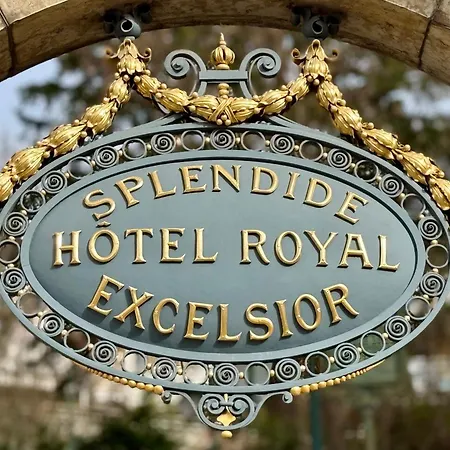 Beauregard - Vue & Montagne, Palace Apartment