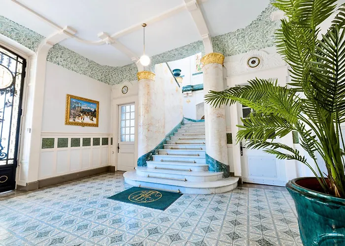 Beauregard - Vue & Montagne, Palace