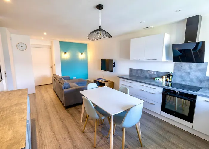 Beauregard - Vue & Montagne, Palace