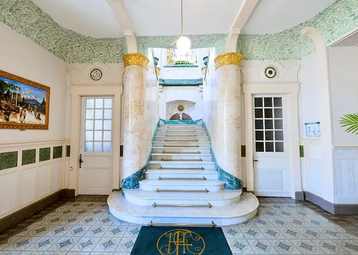 Beauregard - Vue & Montagne, Palace *